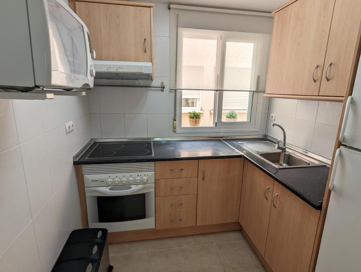 Apartamento Las Palmeras - Con Terraza, Barbacoa, Aire Acondicionado Y A 250M De La Playa! Los Alcázares Exterior photo
